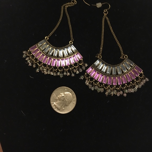 Earrings✅ - Picture 2 of 2