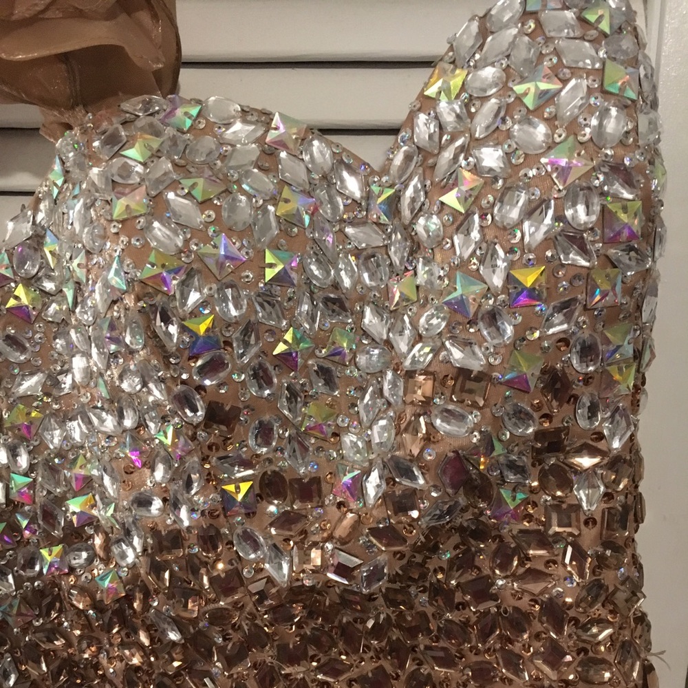 Prom dress - Picture 4 of 7