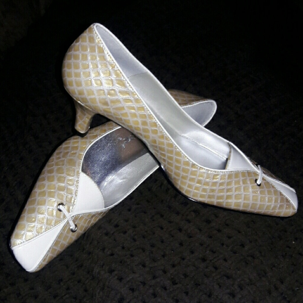 J.Renee pumps
