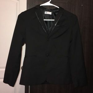 H&M boys black blazer