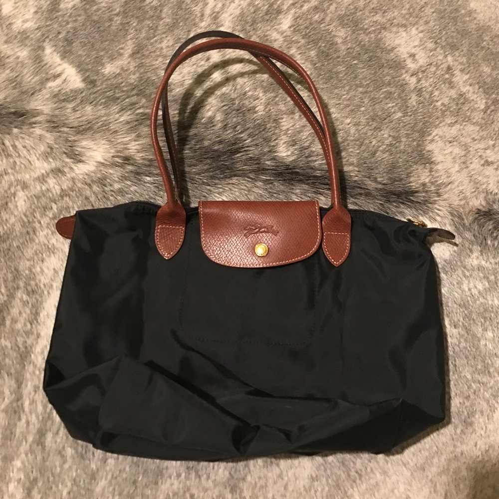 Medium Longchamp bag