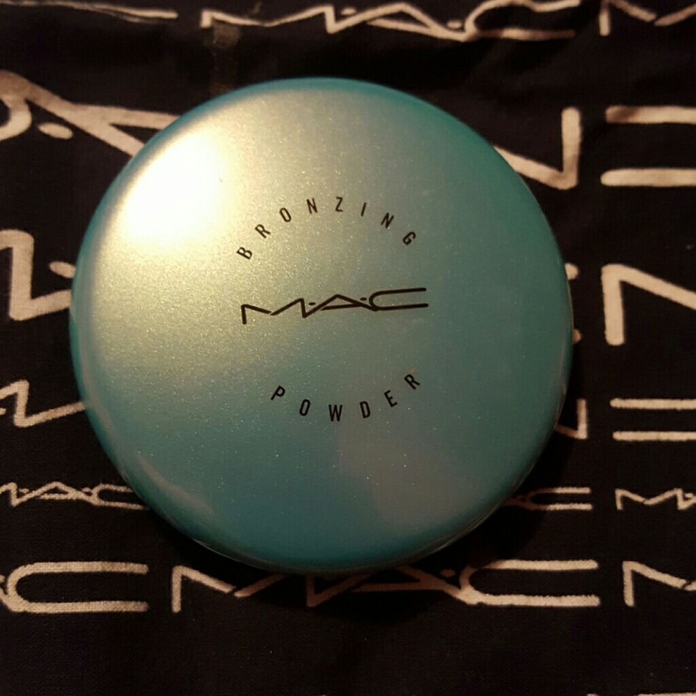 Mac bronzer