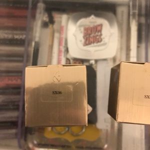 Kevyn aucoin sensual skin enhancer SX06 IN BOX