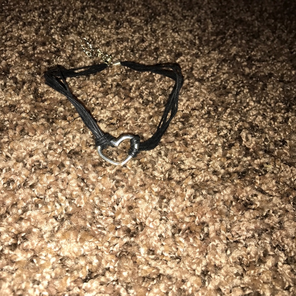 LOVE COLLECTION choker