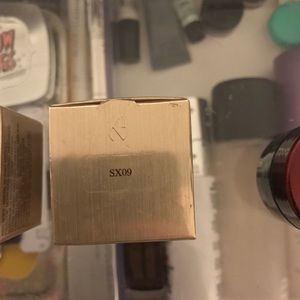 Kevyn aucoin sensual skin enhancer SX09 in BOX