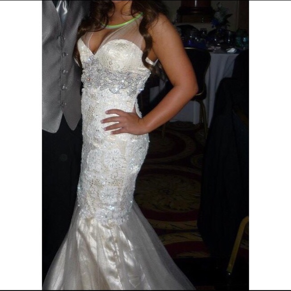 Prom dress