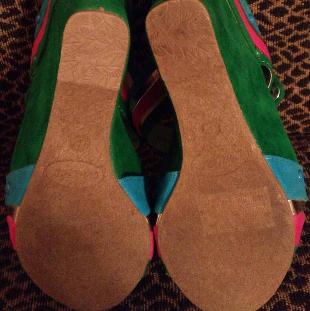 Colorful Platforms - Picture 3 of 7