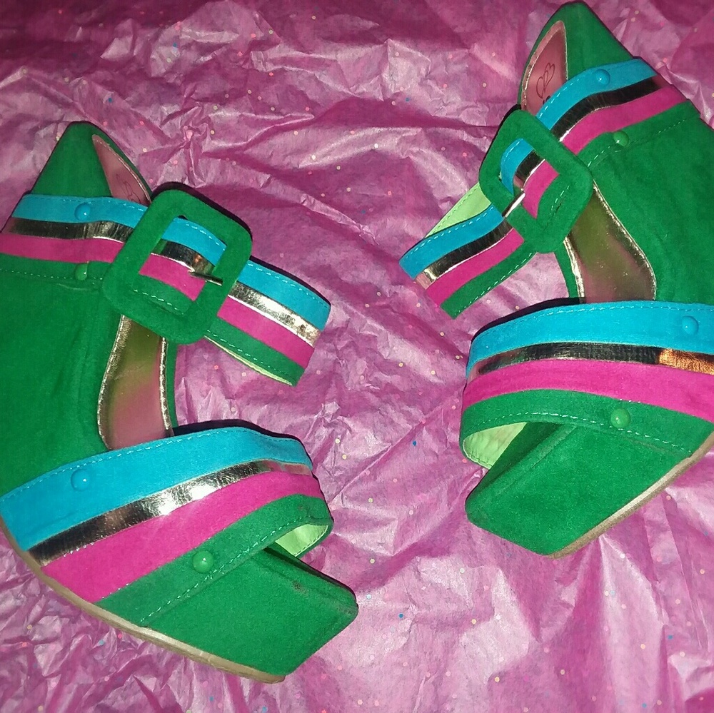 Colorful Platforms - Picture 7 of 7