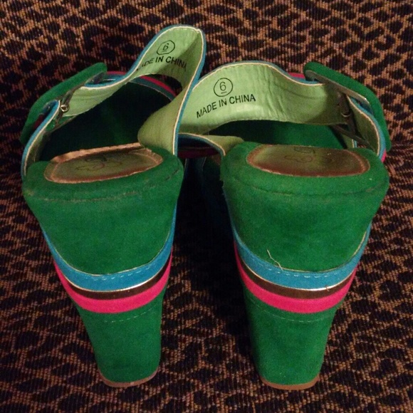 Colorful Platforms - Picture 2 of 7