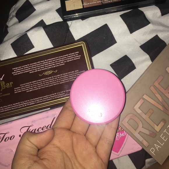 Tarte blush in flush - Picture 1 of 2