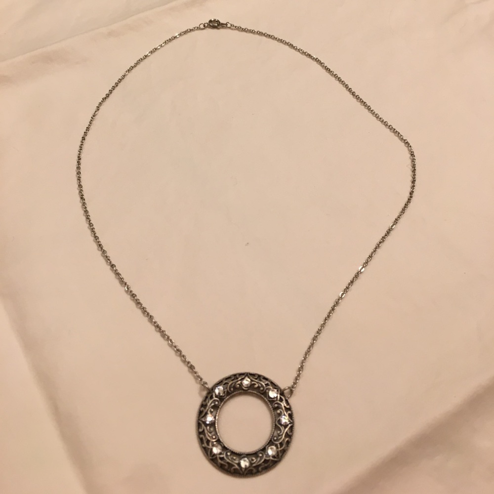 Simple vintage style necklace