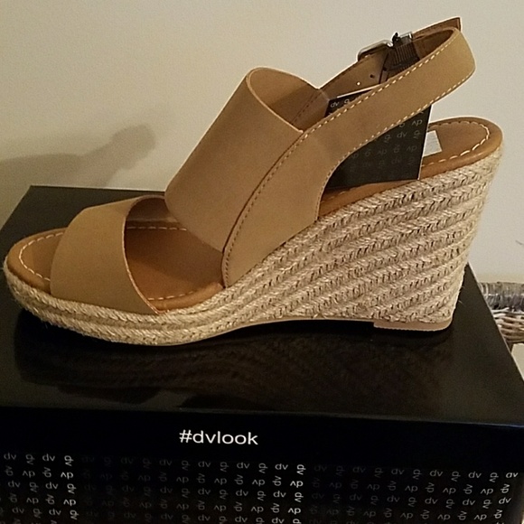 Sandals - Picture 4 of 5