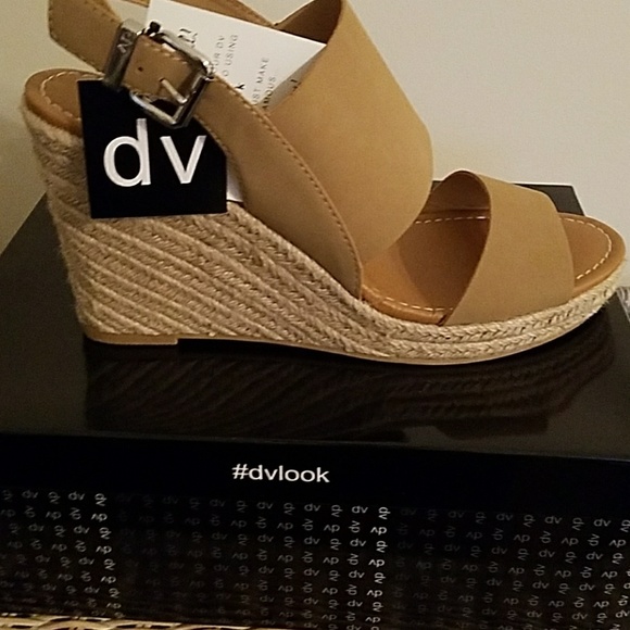 Sandals - Picture 5 of 5