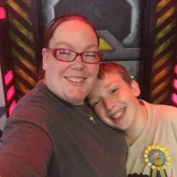 Meet your Posher, Valinda - Picture 1 of 1