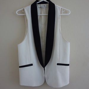 Forever 21 black and white vest