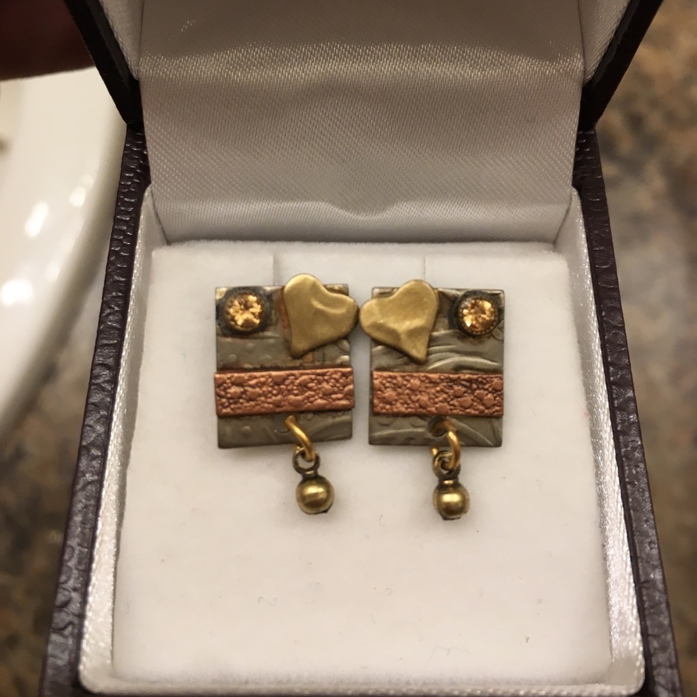 Whimsical stud earrings