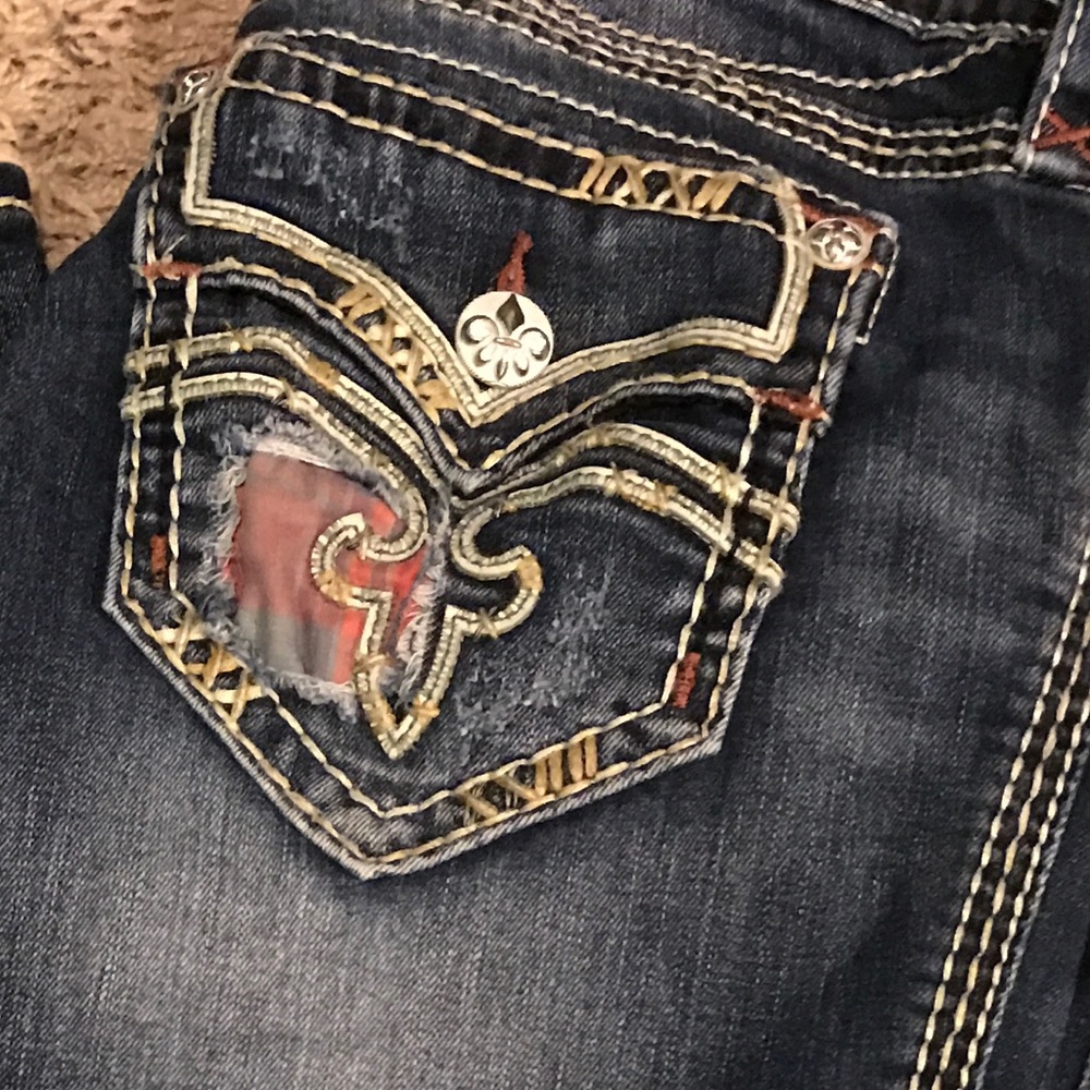 Flannel patched Rocks