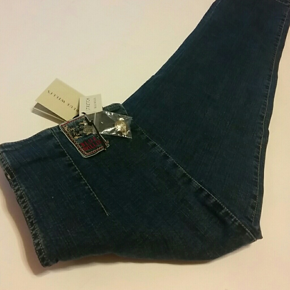 Blue Willis STRETCH NEW WITH TAGS