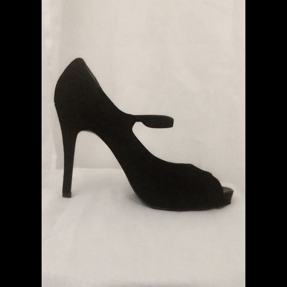 Nine West Women's Mary Jane Heels - Picture 1 of 4