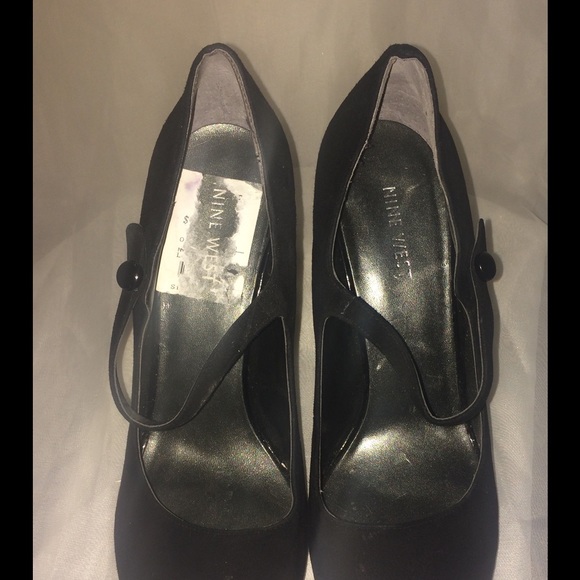 Nine West Women's Mary Jane Heels - Picture 4 of 4