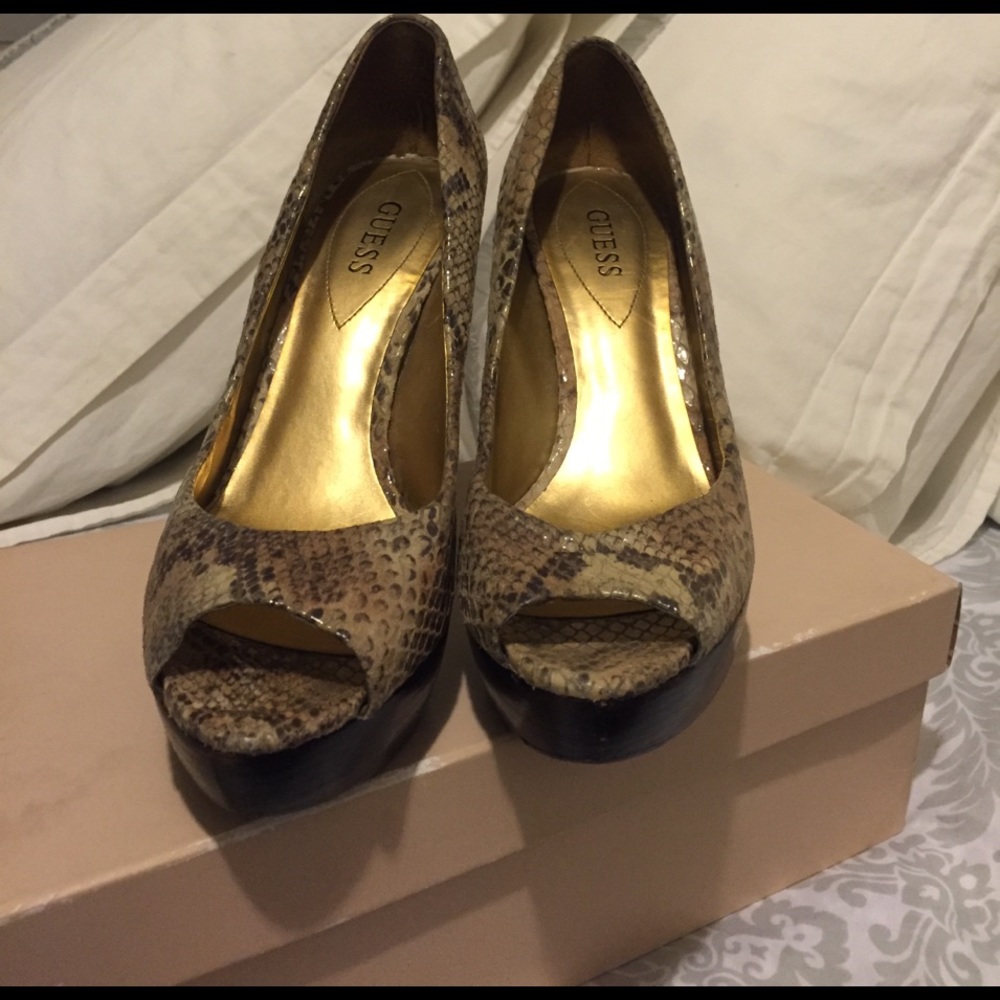 Guess platform heels