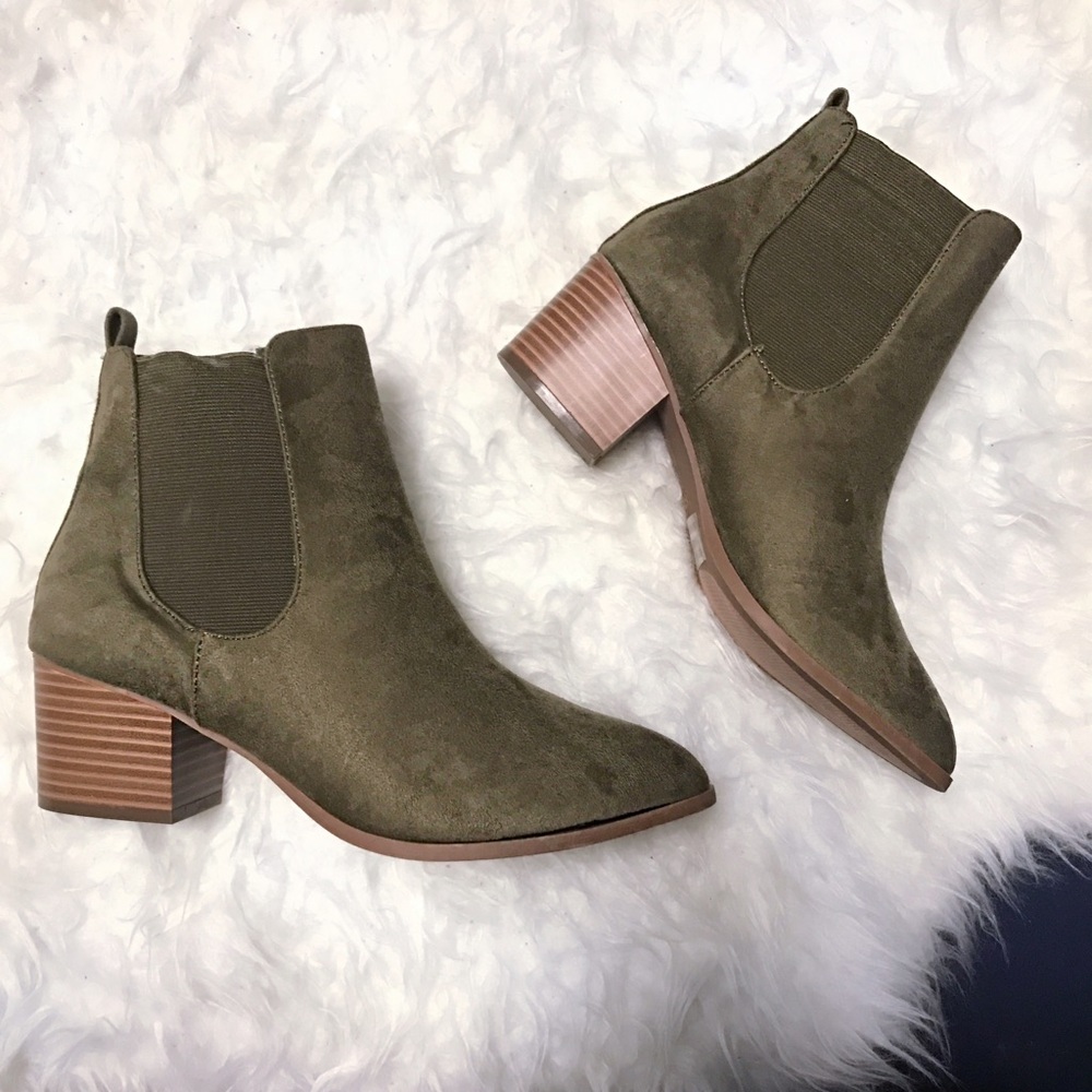 SOLD ON MERCARI ✨ Charlotte Russe Pointed Booties