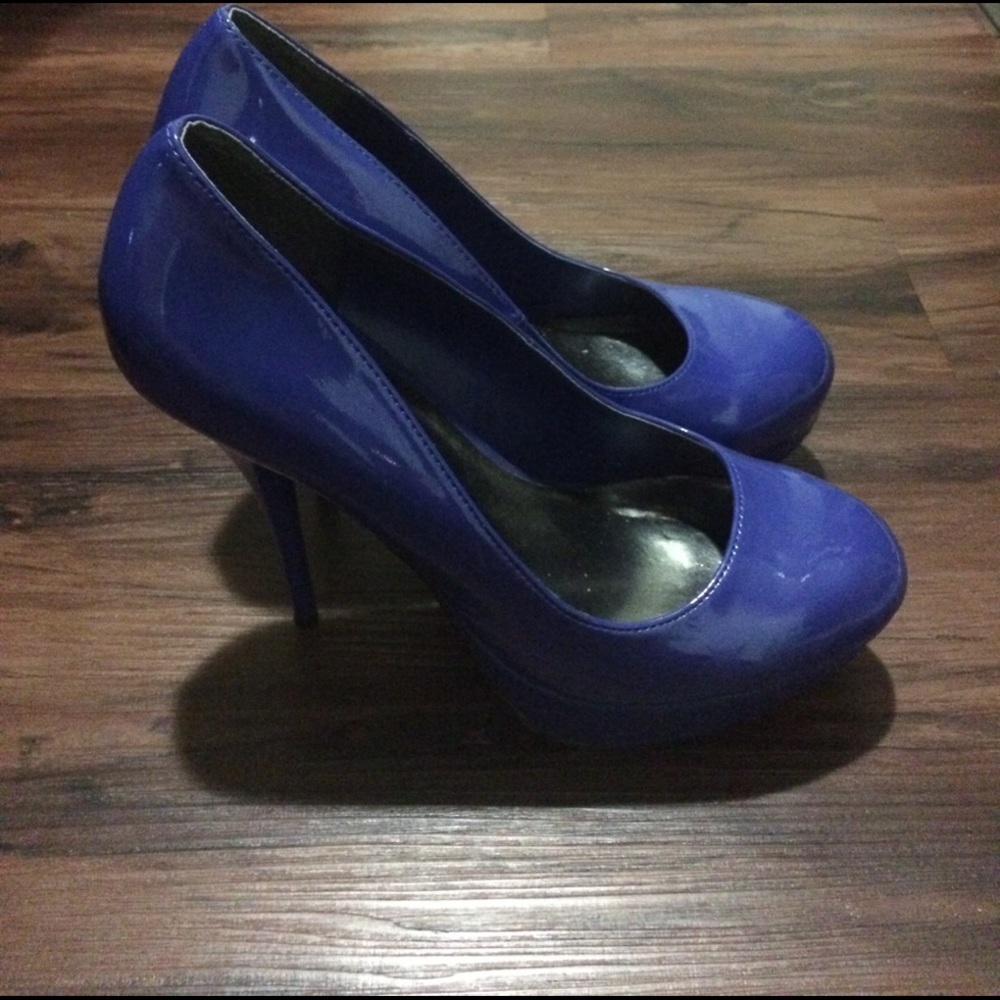 Blue Pumps