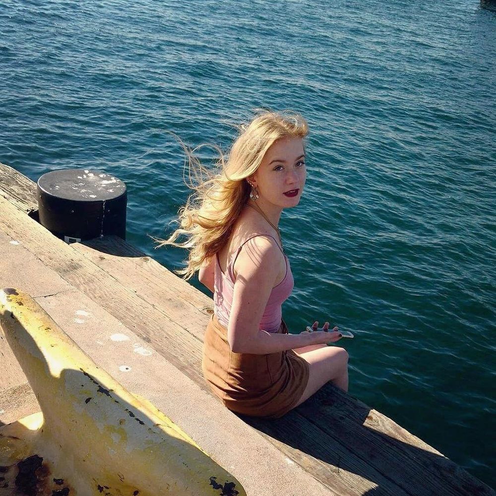 Meet your Posher, Lauren