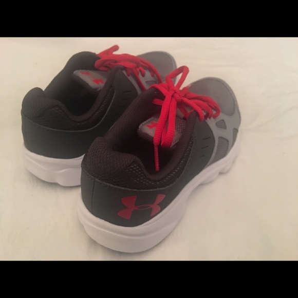 Shoes - Picture 3 of 4