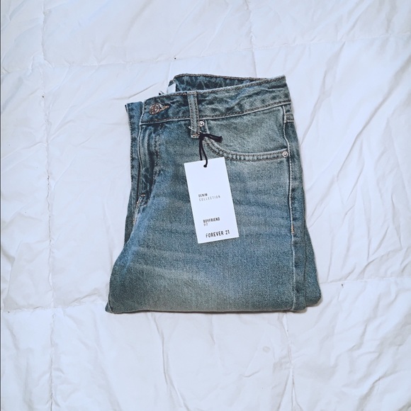 DISTRESSED BOYFRIEND JEANS - Picture 2 of 3