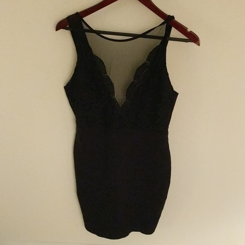 Luku's black lace dress