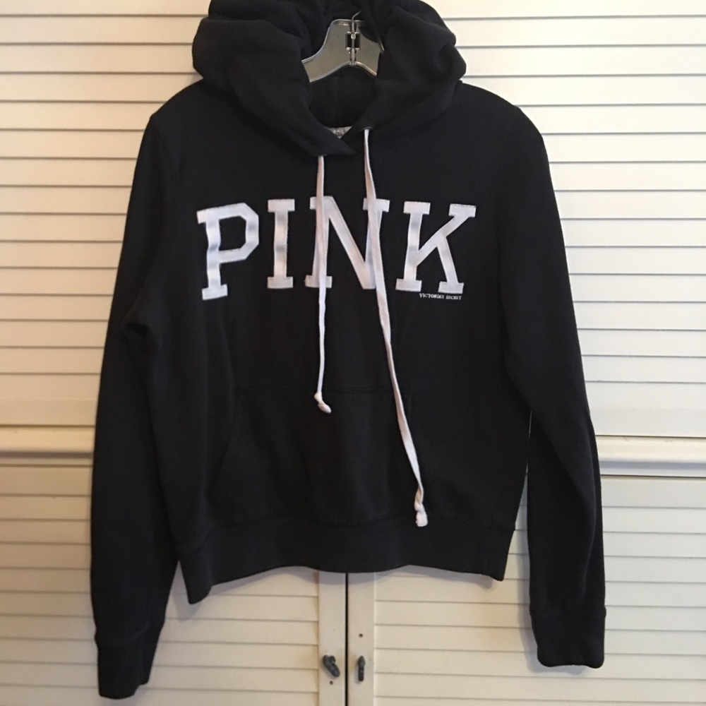VS PINK black hoodie.  Good condition.