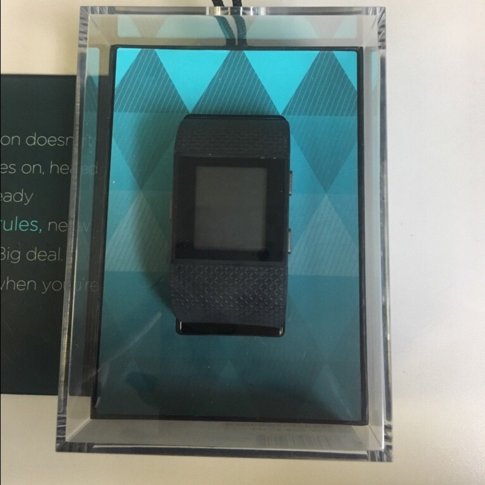 Fitbit Surge (Large) - Picture 2 of 4