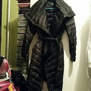 *SOLD on Ebay*NWOT Uniqlo Draped Light Down Coat