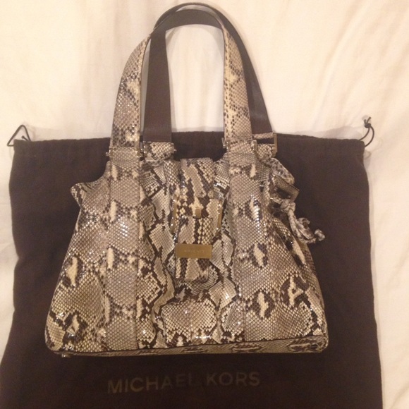 💯 MICHAEL KORS LARGE PYTHON BAG - Picture 2 of 8