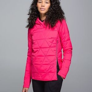 GetWhilePrice IS ⬇️‼️Lulu🍋 Pink Fluffed Up jacket