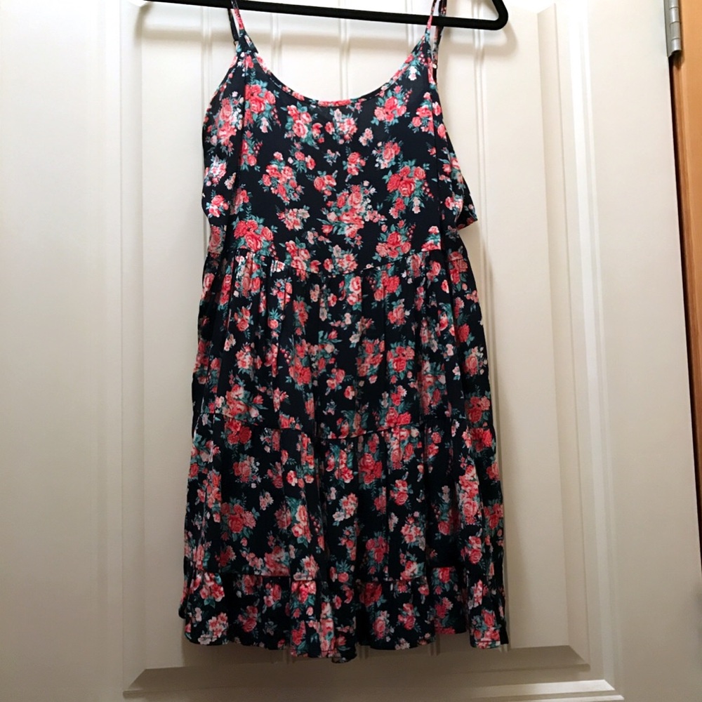 Forever 21 Small Floral Summer Dress