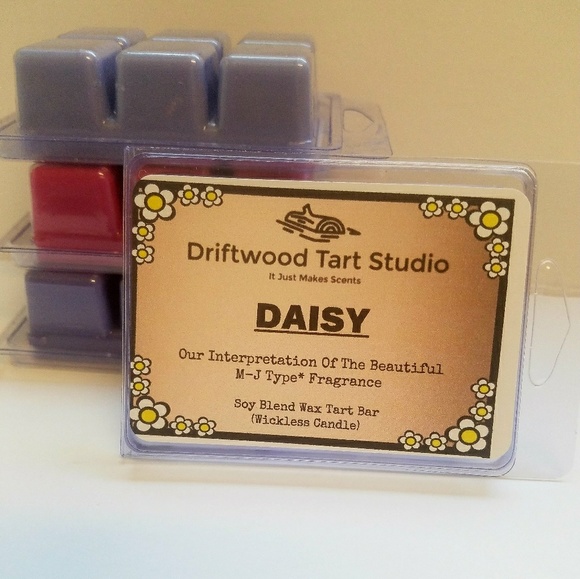 Daisy Marc J. Type soy wax melt/wickless candle - Picture 2 of 4