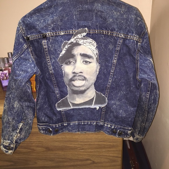 Customized - Picture 2 of 3