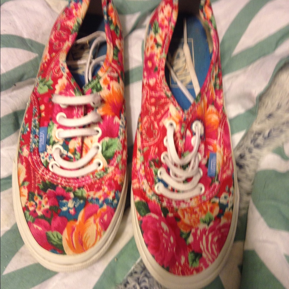 Floral vans