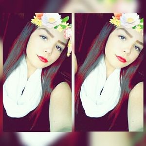 Meet your Posher, Isabella