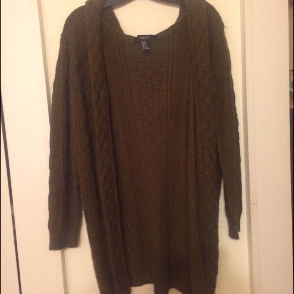 Knitted long hooded olive green cardigan