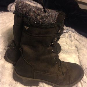 Roxy boots