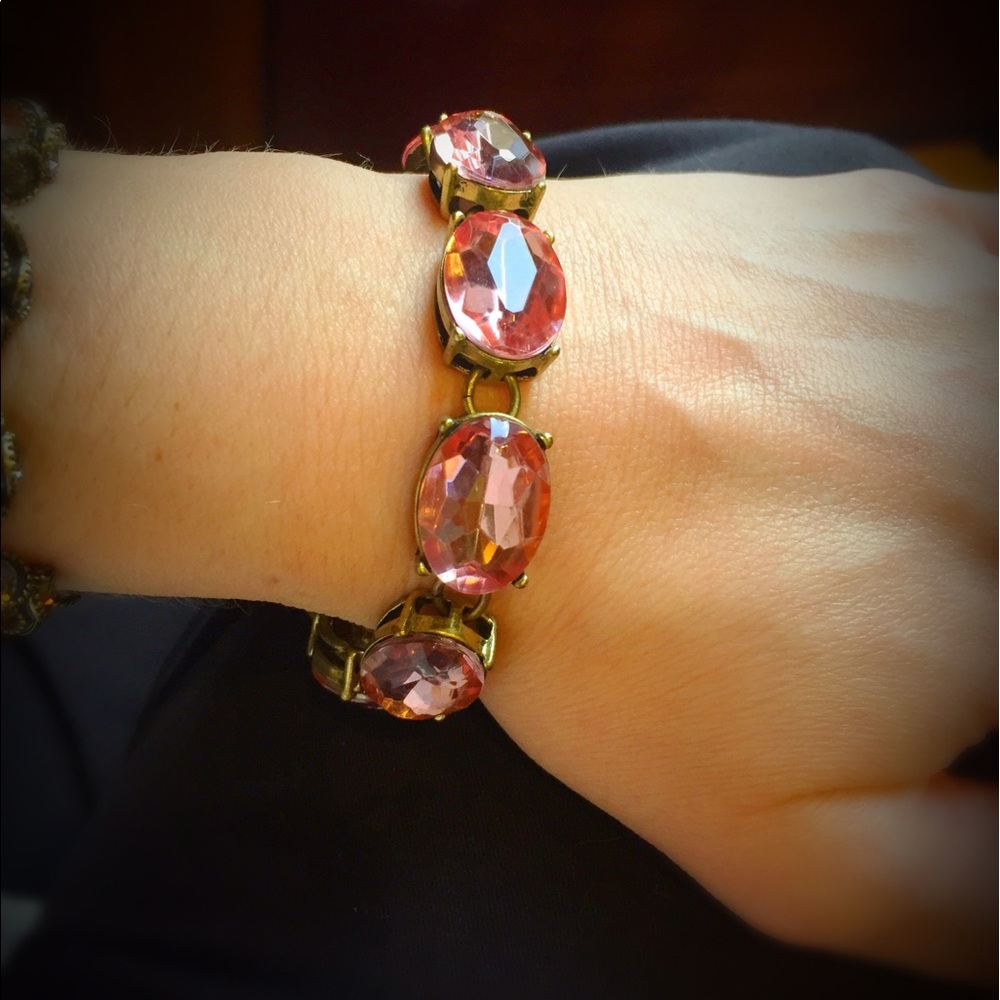 Chloe + Isabel Rose color code bracelet EUC