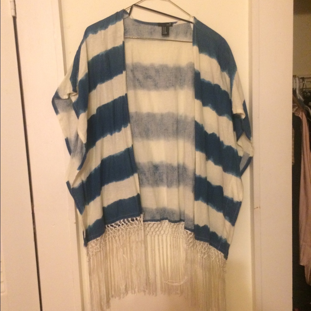 Open poncho boho hippy fashion
