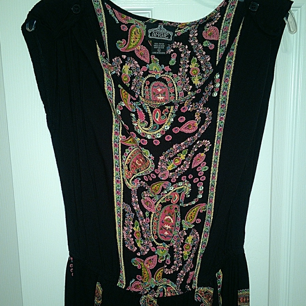 Dress - Picture 2 of 3