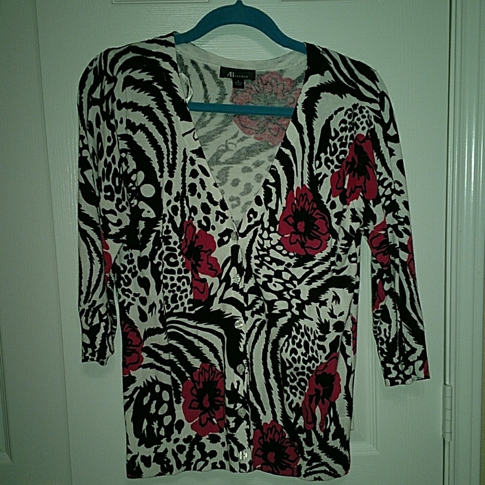 Zebra 3/4 length button down sweater