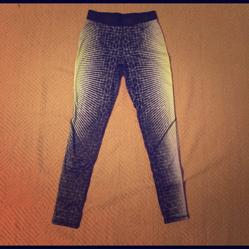 Exercise pants/leggings