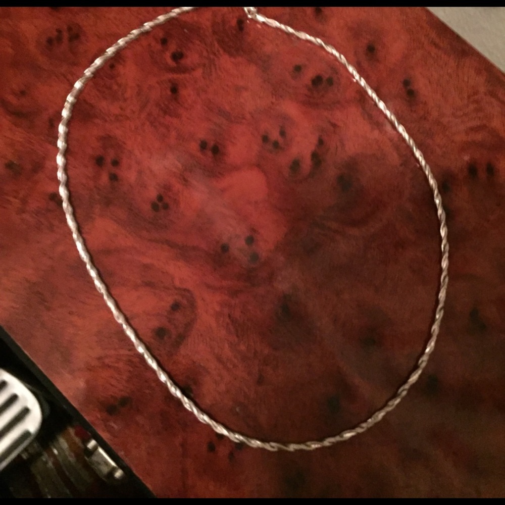 Elegant real silver necklace