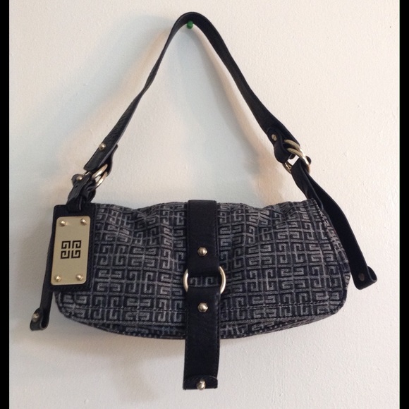 NWT  Givenchy Pandora Bag - Picture 2 of 6